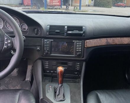 Черный БМВ 5 Серия, объемом двигателя 3.5 л и пробегом 268 тыс. км за 5500 $, фото 17 на Automoto.ua