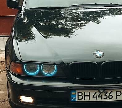Черный БМВ 5 Серия, объемом двигателя 1.99 л и пробегом 300 тыс. км за 5000 $, фото 27 на Automoto.ua