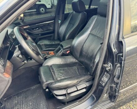 Черный БМВ 5 Серия, объемом двигателя 3 л и пробегом 400 тыс. км за 3000 $, фото 3 на Automoto.ua