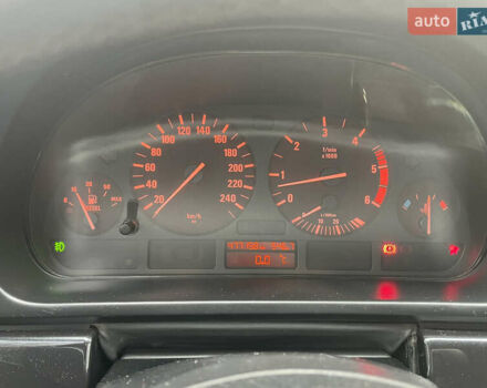 Черный БМВ 5 Серия, объемом двигателя 3 л и пробегом 477 тыс. км за 5600 $, фото 13 на Automoto.ua