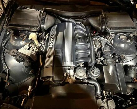 Черный БМВ 5 Серия, объемом двигателя 2 л и пробегом 249 тыс. км за 4480 $, фото 7 на Automoto.ua