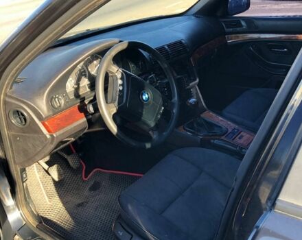 Черный БМВ 5 Серия, объемом двигателя 2.5 л и пробегом 360 тыс. км за 3750 $, фото 3 на Automoto.ua