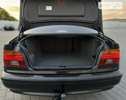 Черный БМВ 5 Серия, объемом двигателя 3 л и пробегом 308 тыс. км за 6450 $, фото 35 на Automoto.ua