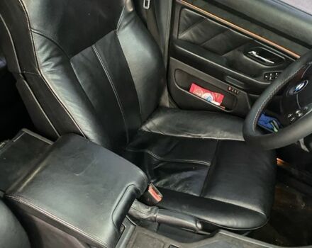 Черный БМВ 5 Серия, объемом двигателя 3.5 л и пробегом 268 тыс. км за 5500 $, фото 11 на Automoto.ua
