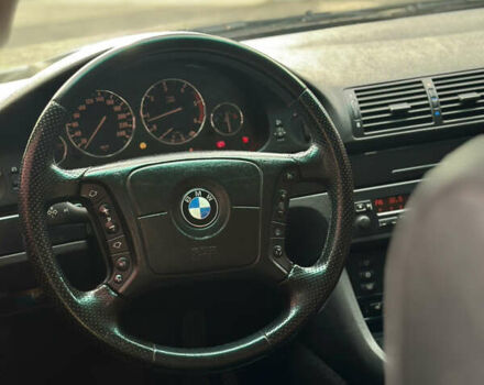 Черный БМВ 5 Серия, объемом двигателя 2.5 л и пробегом 398 тыс. км за 5000 $, фото 43 на Automoto.ua