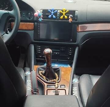 Черный БМВ 5 Серия, объемом двигателя 1.99 л и пробегом 300 тыс. км за 5000 $, фото 26 на Automoto.ua