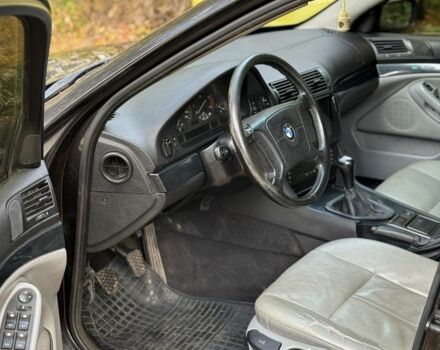 Черный БМВ 5 Серия, объемом двигателя 2.5 л и пробегом 300 тыс. км за 2199 $, фото 8 на Automoto.ua
