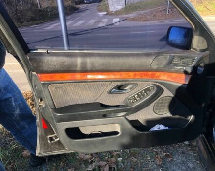 Черный БМВ 5 Серия, объемом двигателя 2.5 л и пробегом 360 тыс. км за 3750 $, фото 5 на Automoto.ua