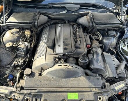 Черный БМВ 5 Серия, объемом двигателя 2 л и пробегом 274 тыс. км за 3900 $, фото 1 на Automoto.ua