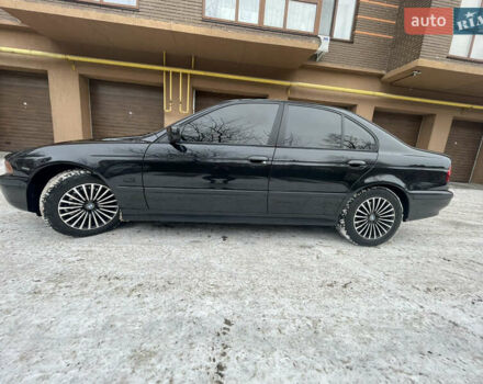 Черный БМВ 5 Серия, объемом двигателя 3 л и пробегом 477 тыс. км за 5600 $, фото 4 на Automoto.ua