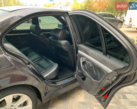 БМВ 5 Серия 2000 в Одессе на Automoto.ua Черный БМВ 5 Серия, объемом двигателя 3.5 л и пробегом 260 тыс. км за 4250 $, фото 18 на Automoto.ua