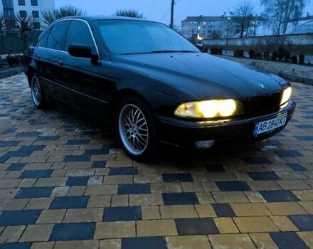 Чорний БМВ 5 Серія, об'ємом двигуна 3 л та пробігом 304 тис. км за 4150 $, фото 3 на Automoto.ua