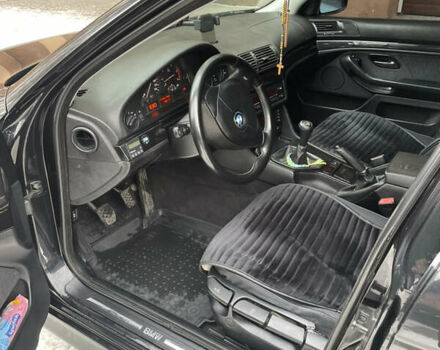 Черный БМВ 5 Серия, объемом двигателя 3 л и пробегом 477 тыс. км за 5600 $, фото 10 на Automoto.ua