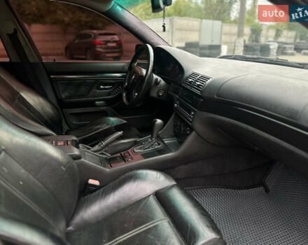 Черный БМВ 5 Серия, объемом двигателя 2.5 л и пробегом 398 тыс. км за 5000 $, фото 29 на Automoto.ua