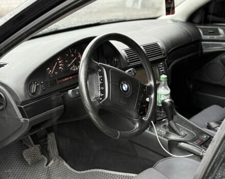 Черный БМВ 5 Серия, объемом двигателя 2.9 л и пробегом 300 тыс. км за 5500 $, фото 5 на Automoto.ua