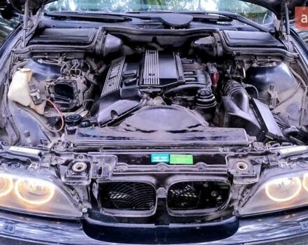 Черный БМВ 5 Серия, объемом двигателя 2.2 л и пробегом 398 тыс. км за 5700 $, фото 12 на Automoto.ua