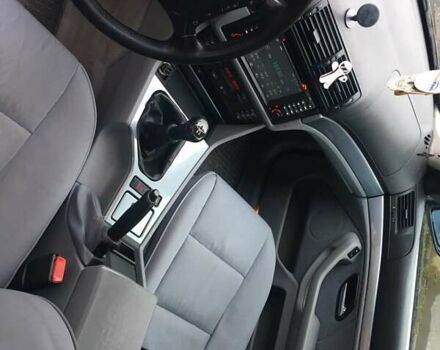 Черный БМВ 5 Серия, объемом двигателя 2.2 л и пробегом 350 тыс. км за 5300 $, фото 22 на Automoto.ua