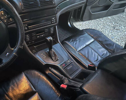 Чорний БМВ 5 Серія, об'ємом двигуна 2.2 л та пробігом 440 тис. км за 4700 $, фото 17 на Automoto.ua