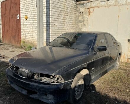 Черный БМВ 5 Серия, объемом двигателя 0 л и пробегом 250 тыс. км за 1100 $, фото 3 на Automoto.ua
