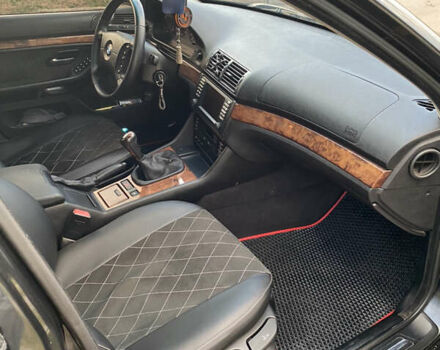 Черный БМВ 5 Серия, объемом двигателя 2 л и пробегом 404 тыс. км за 5700 $, фото 20 на Automoto.ua