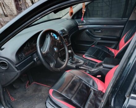 Черный БМВ 5 Серия, объемом двигателя 2 л и пробегом 150 тыс. км за 3000 $, фото 3 на Automoto.ua