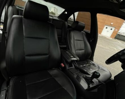 Чорний БМВ 5 Серія, об'ємом двигуна 3.5 л та пробігом 390 тис. км за 4150 $, фото 10 на Automoto.ua