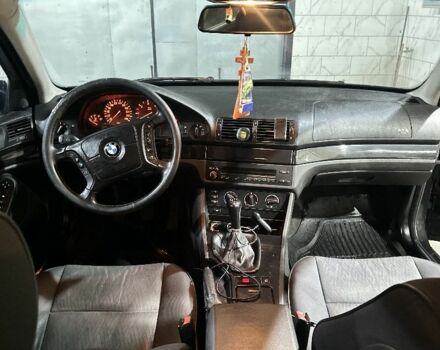 Черный БМВ 5 Серия, объемом двигателя 3 л и пробегом 500 тыс. км за 2700 $, фото 7 на Automoto.ua