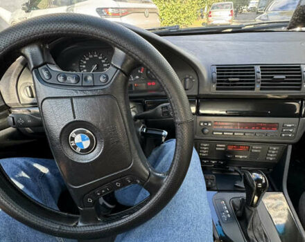 Чорний БМВ 5 Серія, об'ємом двигуна 2.5 л та пробігом 450 тис. км за 2300 $, фото 3 на Automoto.ua