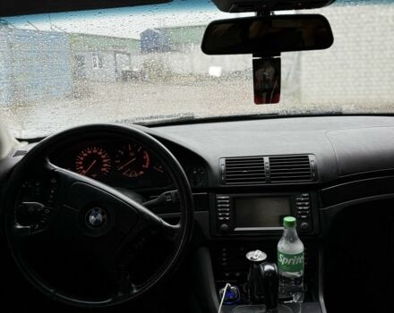 Черный БМВ 5 Серия, объемом двигателя 2.9 л и пробегом 300 тыс. км за 5500 $, фото 6 на Automoto.ua