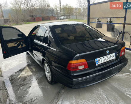 Чорний БМВ 5 Серія, об'ємом двигуна 2.93 л та пробігом 480 тис. км за 5200 $, фото 4 на Automoto.ua