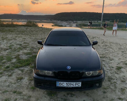 Черный БМВ 5 Серия, объемом двигателя 2.2 л и пробегом 450 тыс. км за 4400 $, фото 1 на Automoto.ua