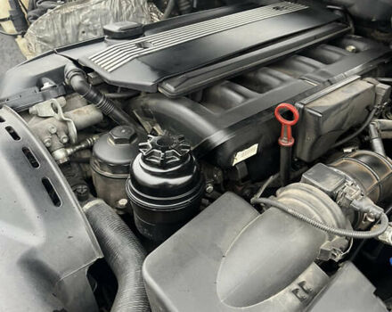 Чорний БМВ 5 Серія, об'ємом двигуна 2.5 л та пробігом 350 тис. км за 5450 $, фото 11 на Automoto.ua