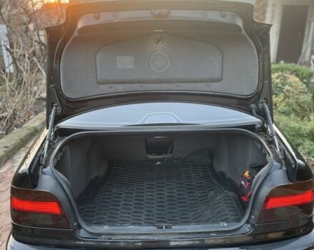 Черный БМВ 5 Серия, объемом двигателя 2.2 л и пробегом 298 тыс. км за 5500 $, фото 7 на Automoto.ua