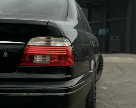 Чорний БМВ 5 Серія, об'ємом двигуна 3 л та пробігом 410 тис. км за 8200 $, фото 9 на Automoto.ua