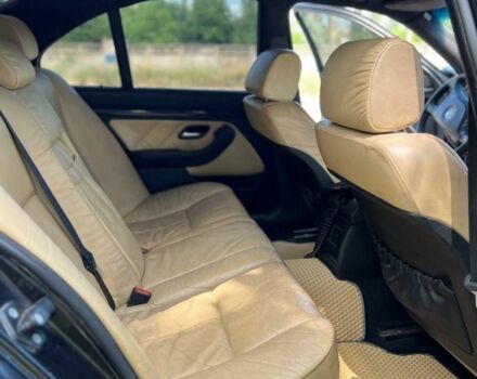 Чорний БМВ 5 Серія, об'ємом двигуна 3.5 л та пробігом 300 тис. км за 2900 $, фото 9 на Automoto.ua