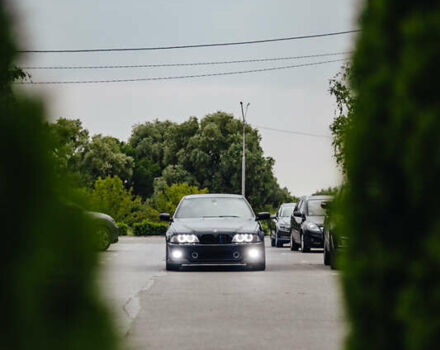 Черный БМВ 5 Серия, объемом двигателя 3 л и пробегом 455 тыс. км за 11499 $, фото 31 на Automoto.ua