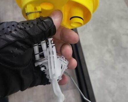 Черный БМВ 5 Серия, объемом двигателя 4.4 л и пробегом 650 тыс. км за 7000 $, фото 11 на Automoto.ua