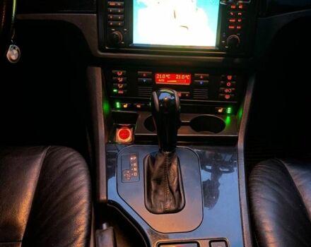 Чорний БМВ 5 Серія, об'ємом двигуна 3 л та пробігом 300 тис. км за 5600 $, фото 21 на Automoto.ua