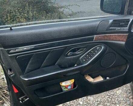 Черный БМВ 5 Серия, объемом двигателя 3 л и пробегом 300 тыс. км за 4800 $, фото 4 на Automoto.ua