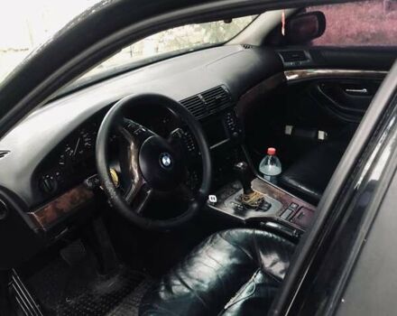 Черный БМВ 5 Серия, объемом двигателя 3 л и пробегом 500 тыс. км за 6000 $, фото 5 на Automoto.ua