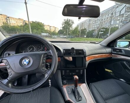 Черный БМВ 5 Серия, объемом двигателя 2.5 л и пробегом 300 тыс. км за 5700 $, фото 4 на Automoto.ua