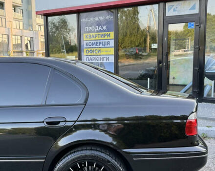Чорний БМВ 5 Серія, об'ємом двигуна 3 л та пробігом 410 тис. км за 8200 $, фото 19 на Automoto.ua