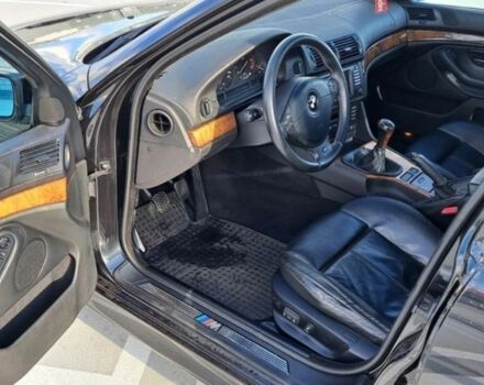 Черный БМВ 5 Серия, объемом двигателя 3 л и пробегом 236 тыс. км за 2350 $, фото 5 на Automoto.ua