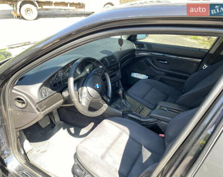 Черный БМВ 5 Серия, объемом двигателя 2.9 л и пробегом 340 тыс. км за 5900 $, фото 5 на Automoto.ua