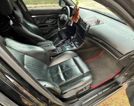 Черный БМВ 5 Серия, объемом двигателя 3 л и пробегом 440 тыс. км за 3100 $, фото 7 на Automoto.ua