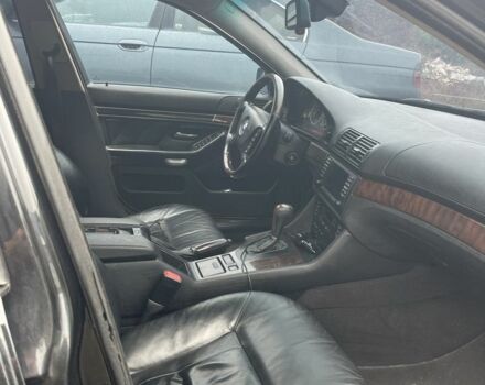 Черный БМВ 5 Серия, объемом двигателя 3 л и пробегом 300 тыс. км за 4800 $, фото 6 на Automoto.ua