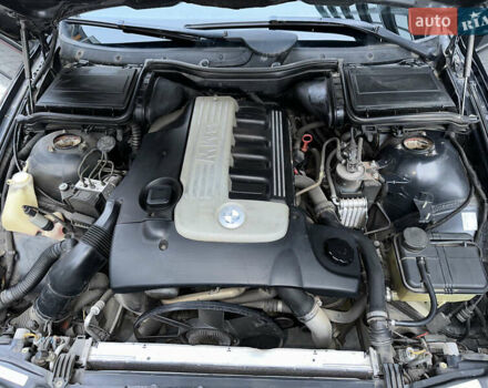 Черный БМВ 5 Серия, объемом двигателя 3 л и пробегом 346 тыс. км за 7500 $, фото 32 на Automoto.ua