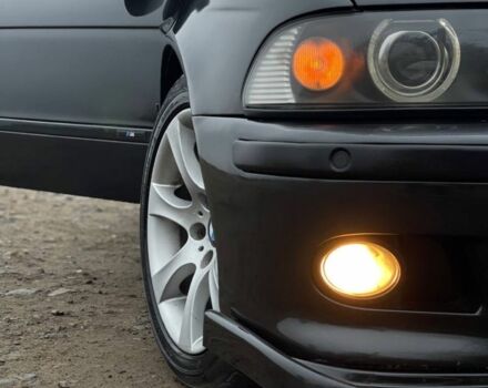 Чорний БМВ 5 Серія, об'ємом двигуна 3 л та пробігом 300 тис. км за 5600 $, фото 16 на Automoto.ua