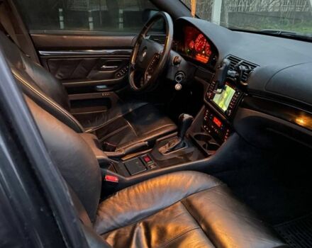 Чорний БМВ 5 Серія, об'ємом двигуна 3 л та пробігом 300 тис. км за 5600 $, фото 20 на Automoto.ua