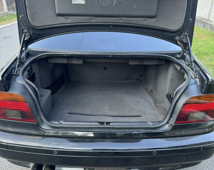 Черный БМВ 5 Серия, объемом двигателя 2.93 л и пробегом 450 тыс. км за 6000 $, фото 21 на Automoto.ua